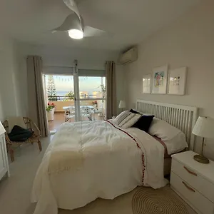 https://duplex-townhouse-en-marbella-vistas-al-mar-sea-view-3.es-andalucia.com